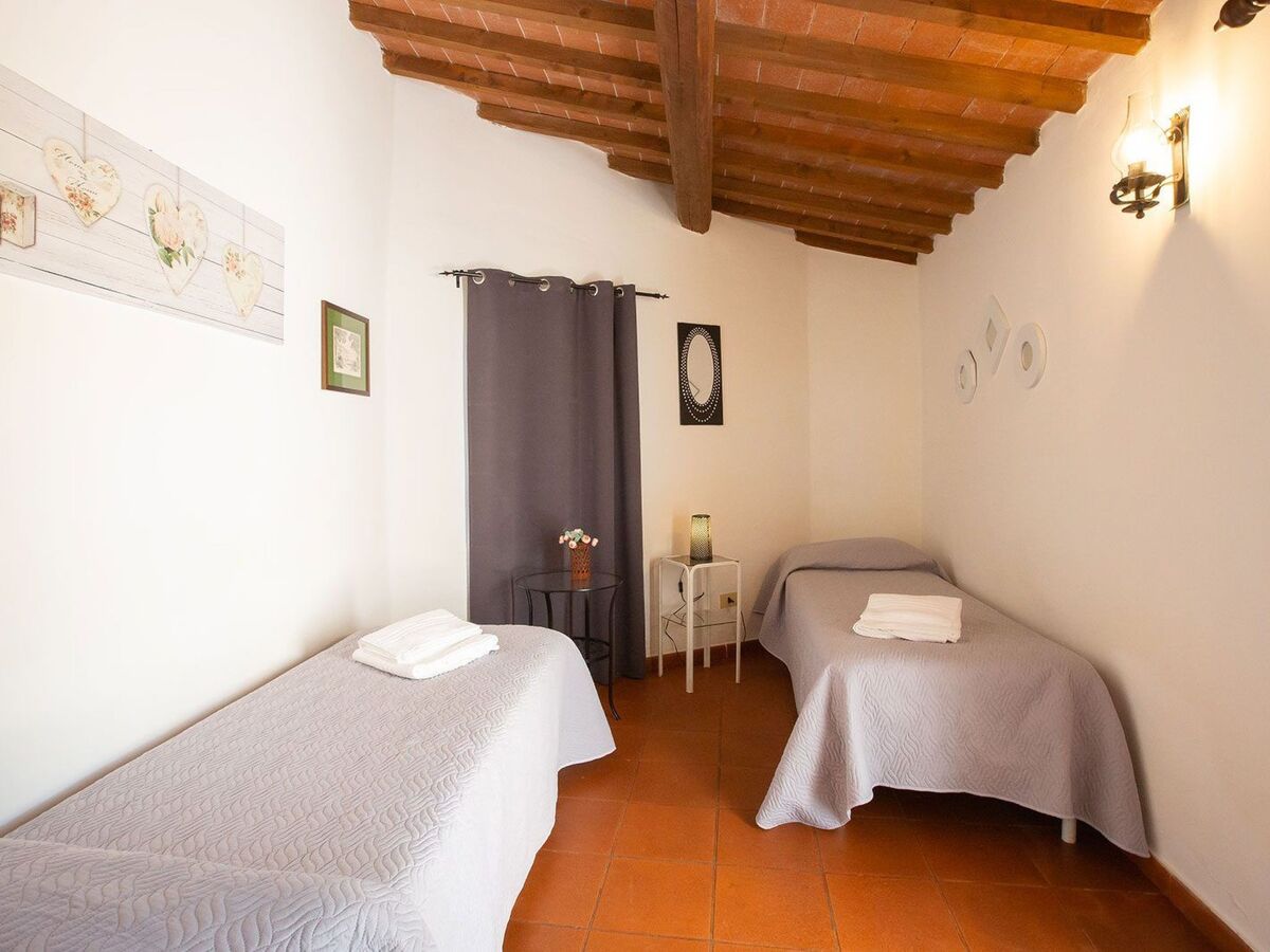 Appartement en ferme XVIe siècle à Chiusi, piscine partagée - Photo 47