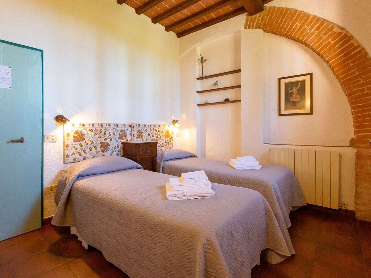 Appartement dans résidence XVIe siècle à Chiusi, parc et piscine - Photo 4