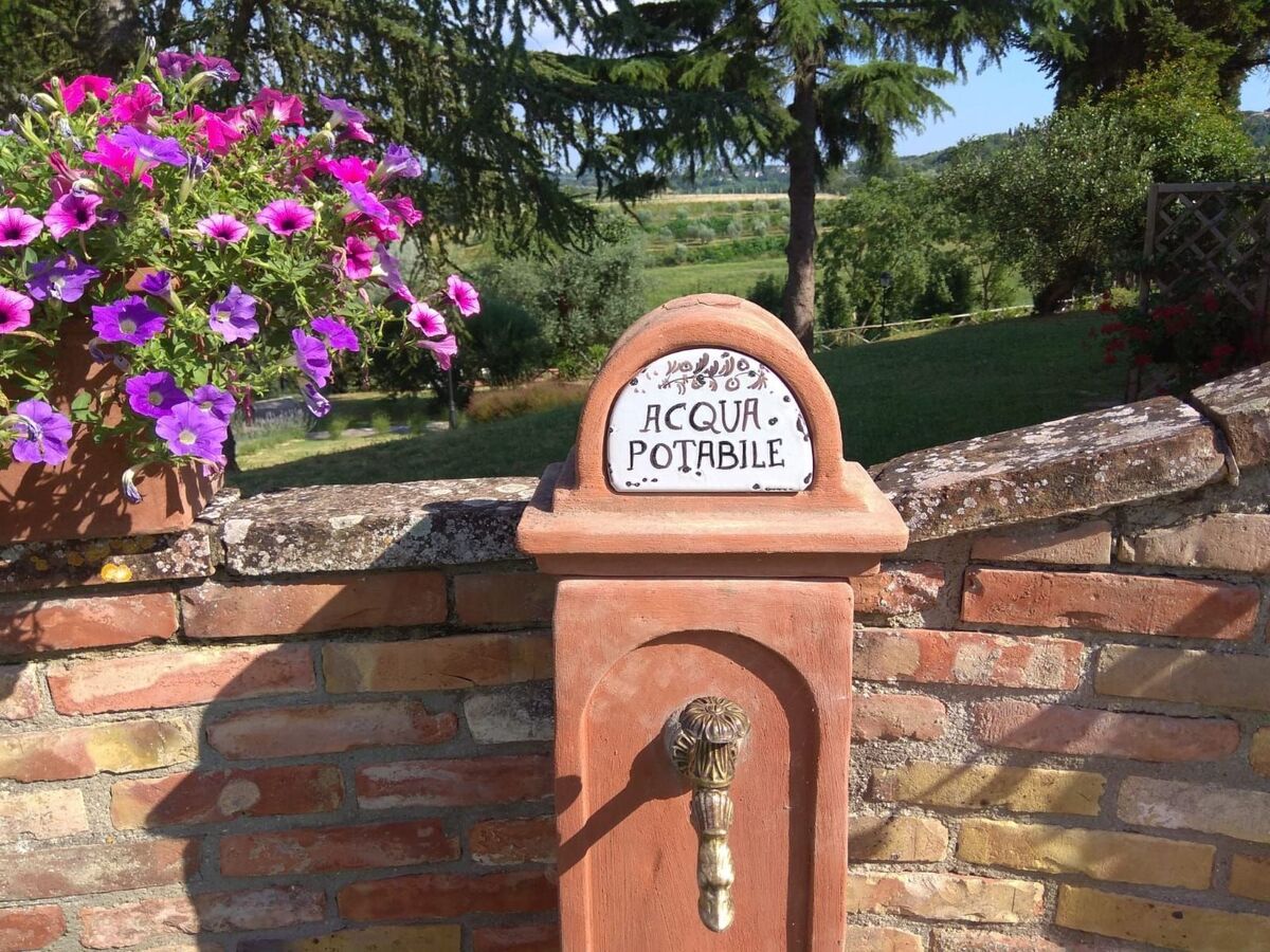 Appartement Chiusi, terrasse panoramique et piscine partagée - Photo 28