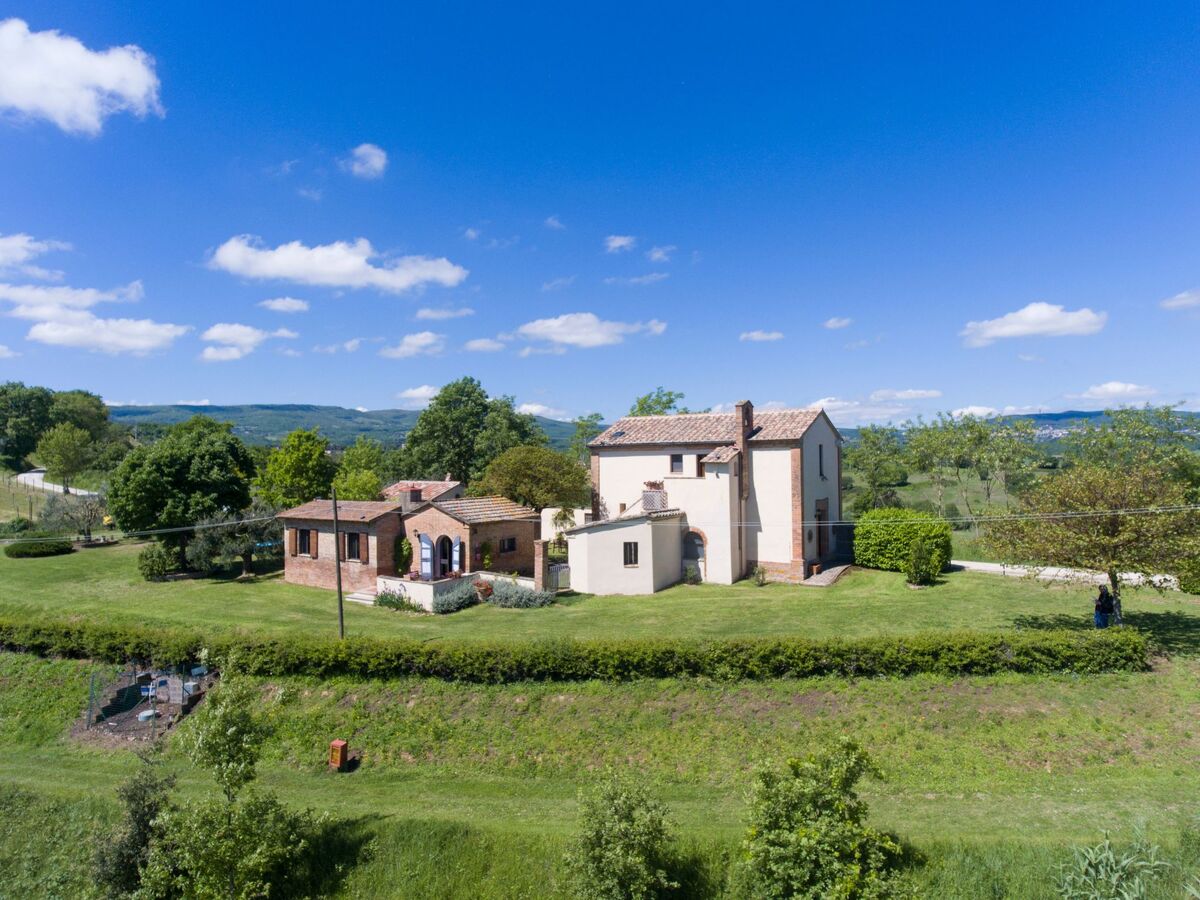 Appartement Chiusi, terrasse panoramique et piscine partagée - Photo 40
