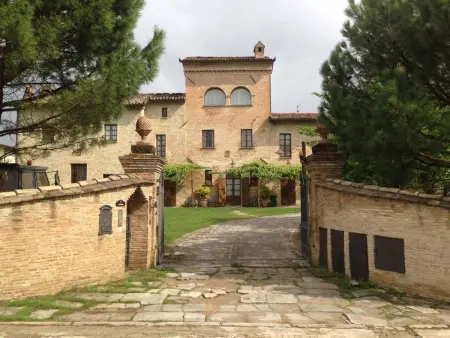 Villa Il Biribino : 10 chambres, 3 piscines à Città di Castello : photo 5