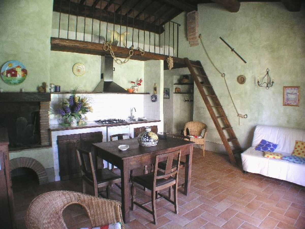 Appartement rural avec pergola privée à Monteleone d'Orvieto - Photo 4