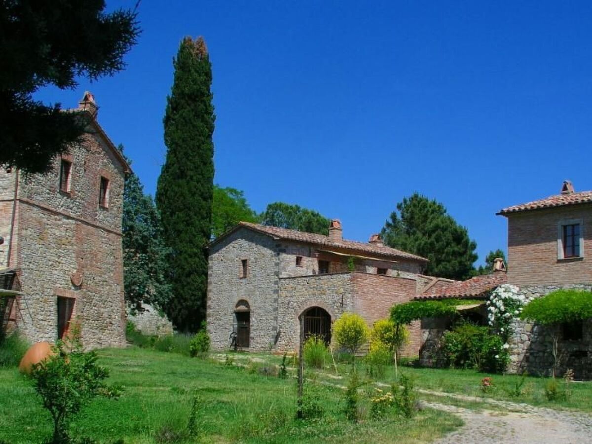 Appartement 2 chambres avec pergola privée à Monteleone d'Orvieto - Photo 3
