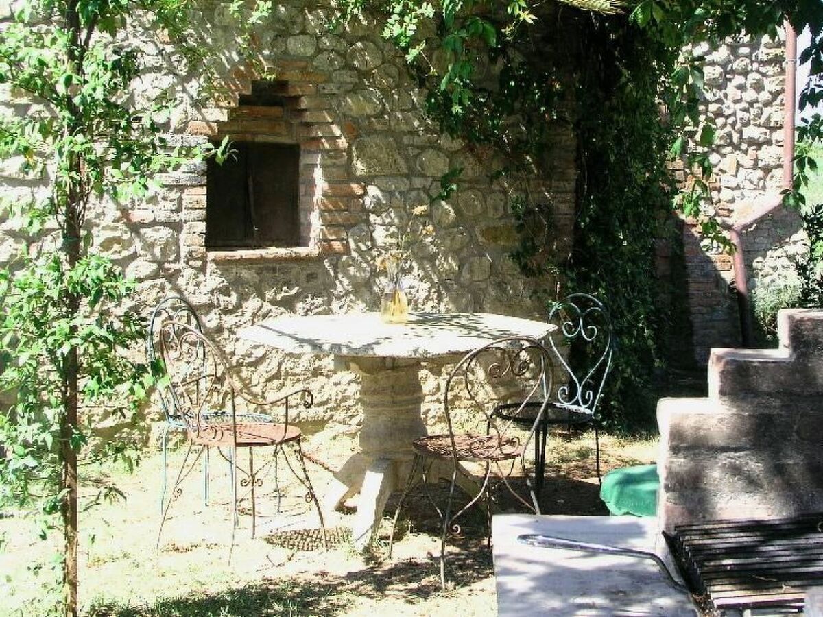 Appartement 40 m² avec pergola privée à Monteleone d'Orvieto - Photo 2