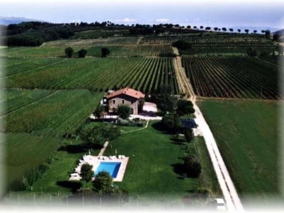 Appartement 5 pers. à Torgiano avec piscine et jardin privé - Photo 5