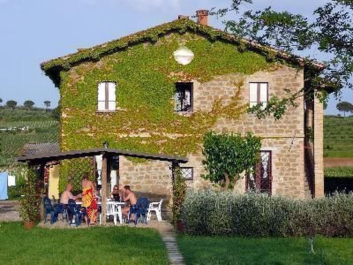 Appartement 5 pers. à Torgiano avec piscine et jardin privé - Photo 13