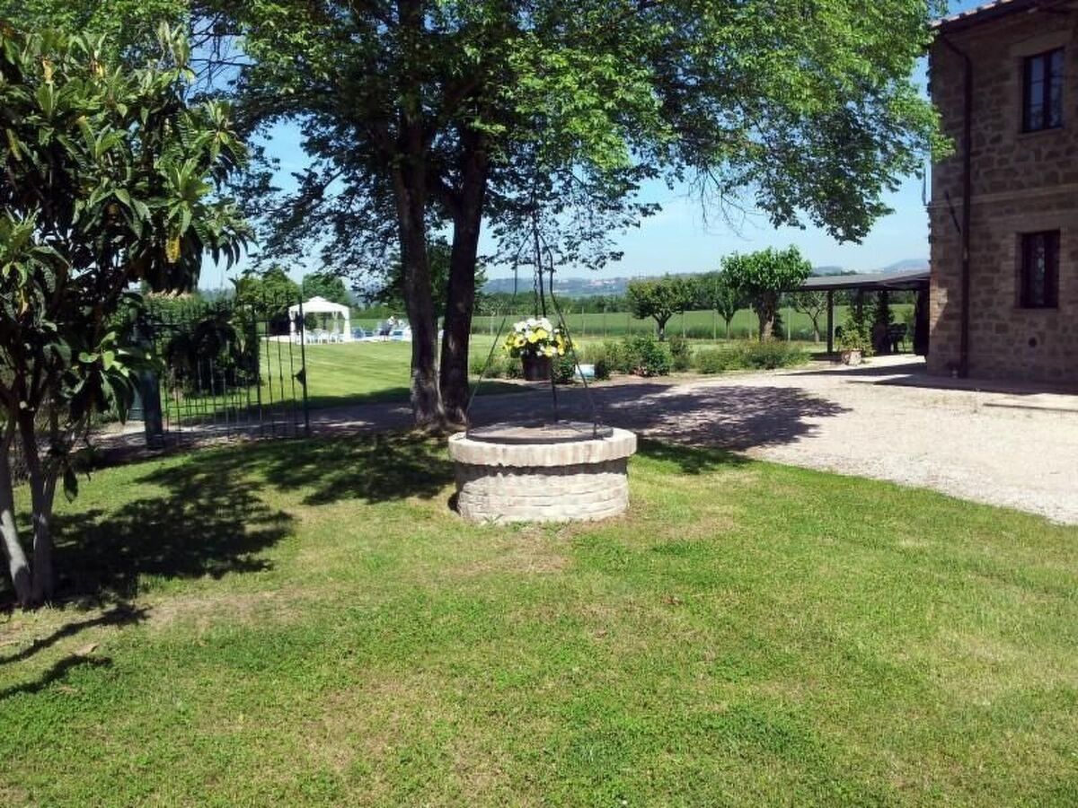 Appartement 5 pers. à Torgiano avec piscine et jardin privé - Photo 14