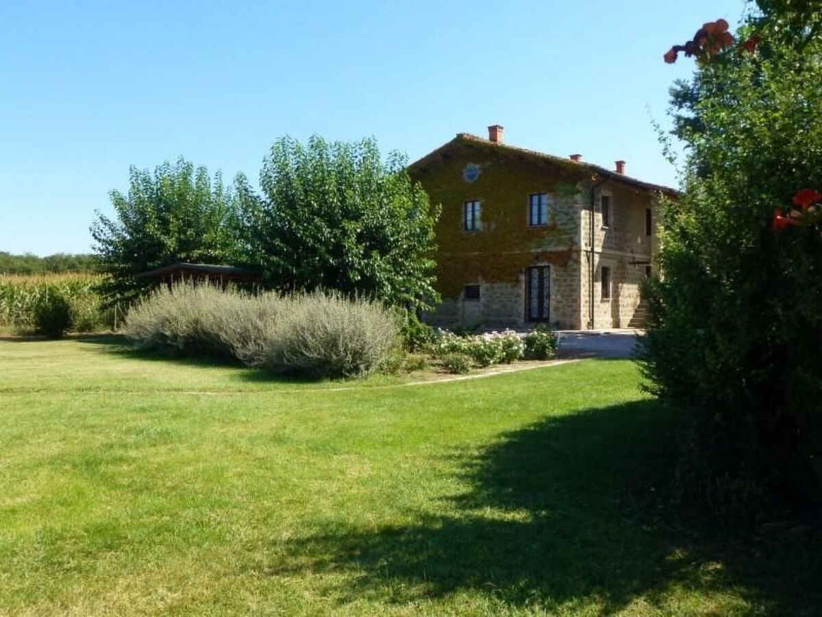 Appartement 5 pers. à Torgiano avec piscine et jardin privé - Photo 17