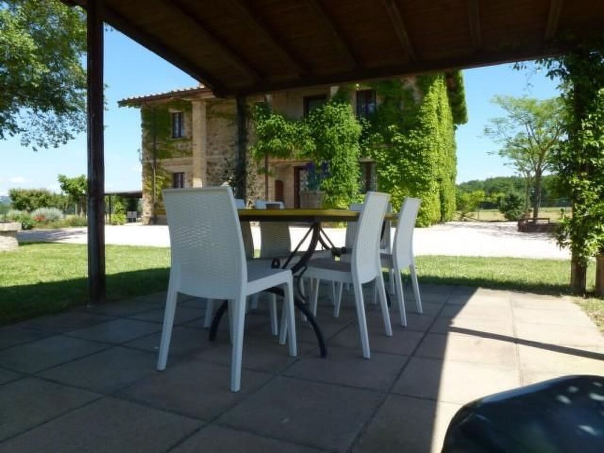 Brufa – Appartement 140 m² avec piscine privée à Torgiano - Photo 1