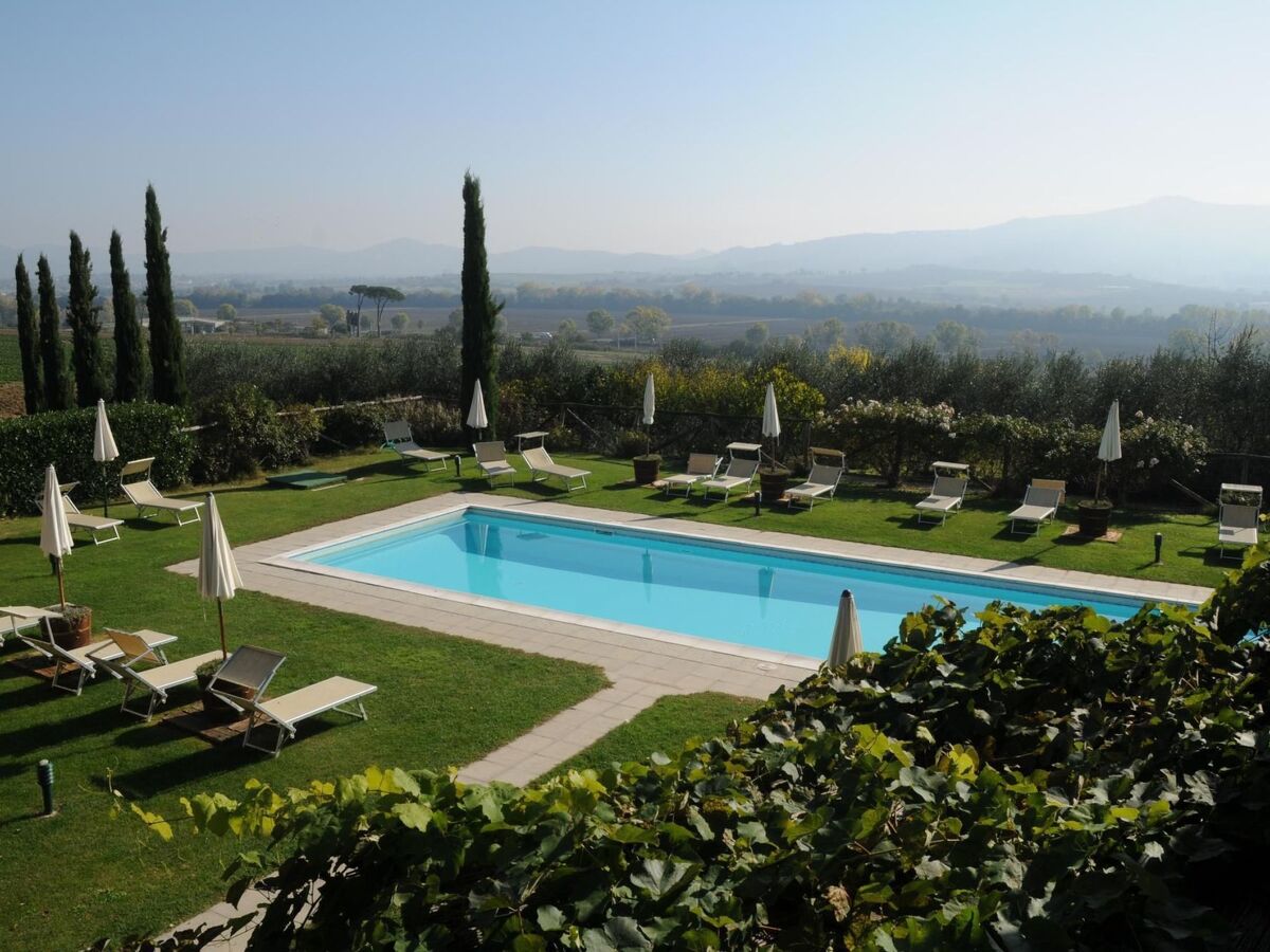 Appartement avec terrasse, piscine et barbecue à Castel Rigone - Photo 2