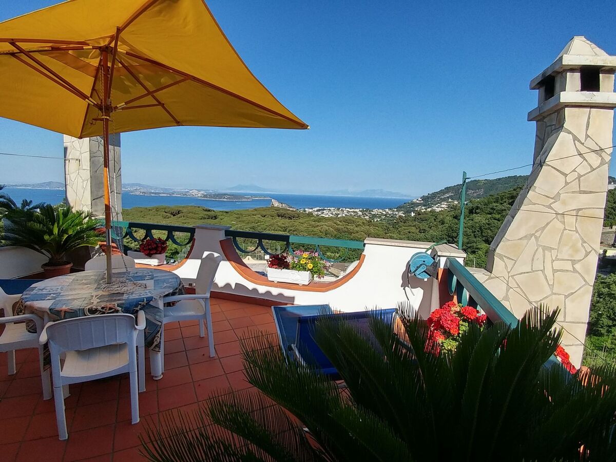 Appartement Ischia avec terrasse, 2 km de la plage - Photo 4