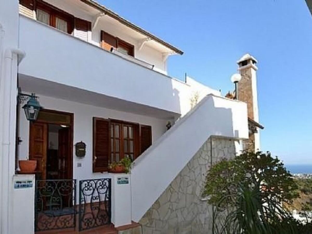 Appartement Ischia avec terrasse, 2 km de la plage - Photo 10