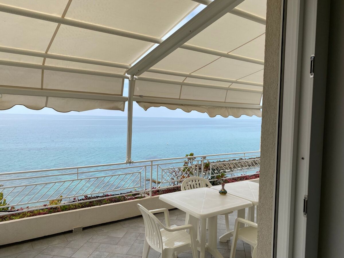 Villa Laura - Appartement 3 chambres face à la mer à Pizzo - Photo 1