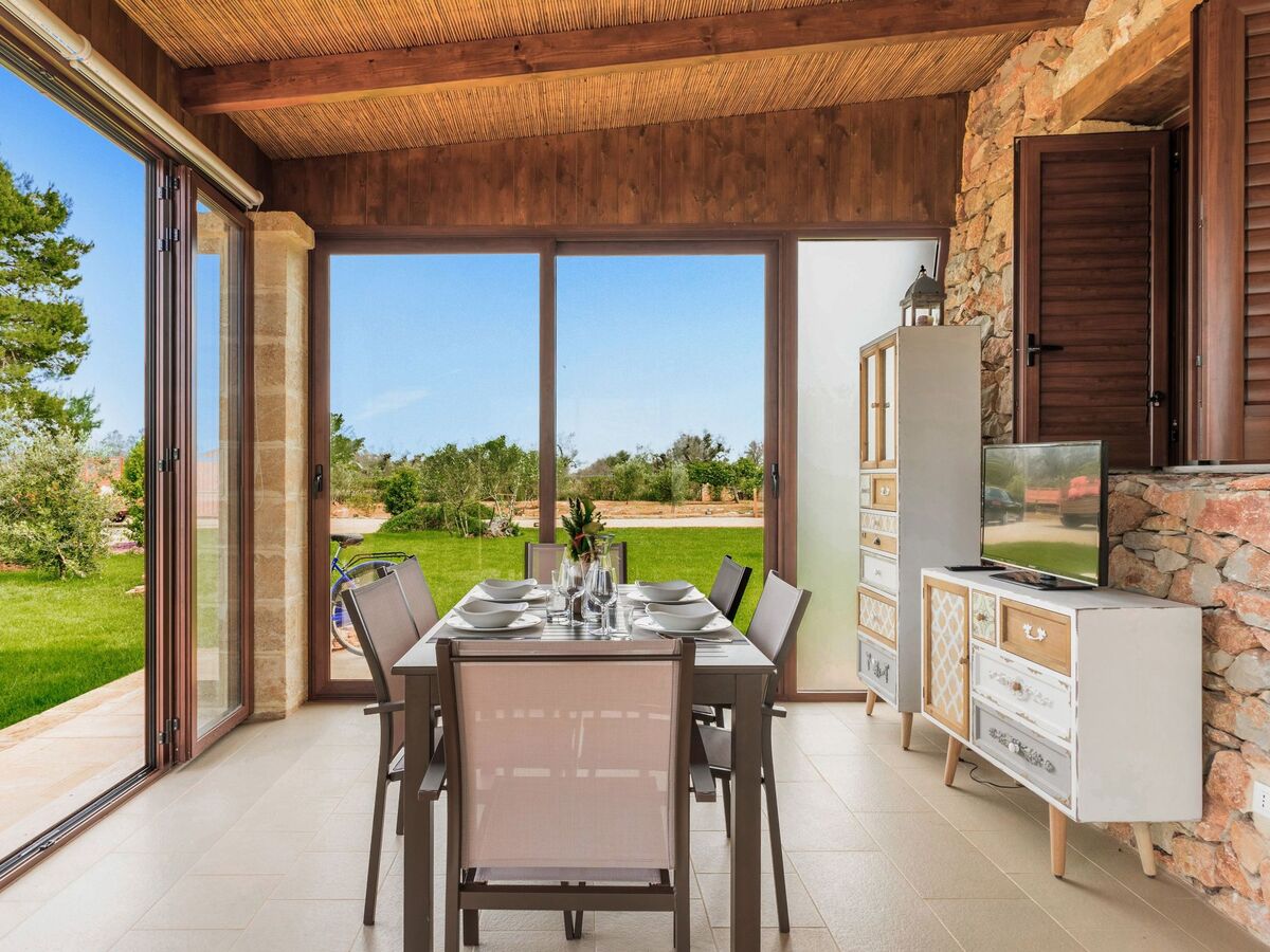 Trullo L'Ulivo à Casarano : maison 4 pers. piscine - Photo 5