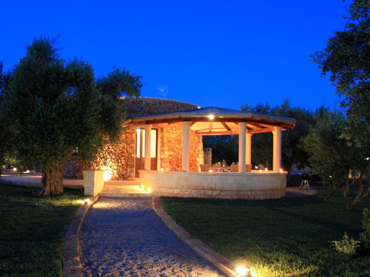 Trullo Il Pino avec piscine à Casarano - Photo 3