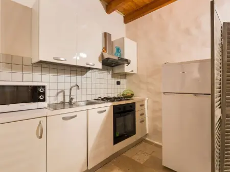 Wohnung 'Laurel Unit' mit Privatparkplatz, Location Appartement 5 personnes à Lido Marini - Photo 7