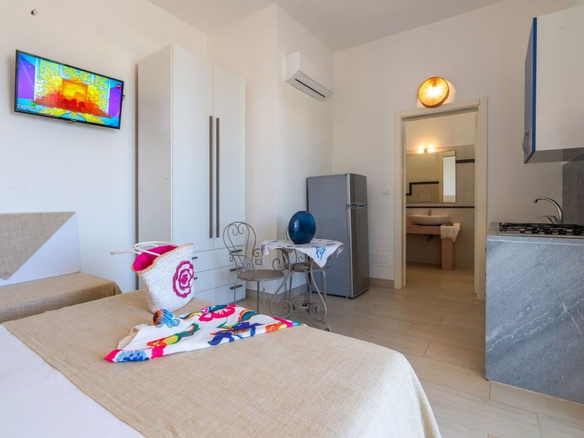 Studio vue mer à 70m de la plage, Lido Marini - Photo 8