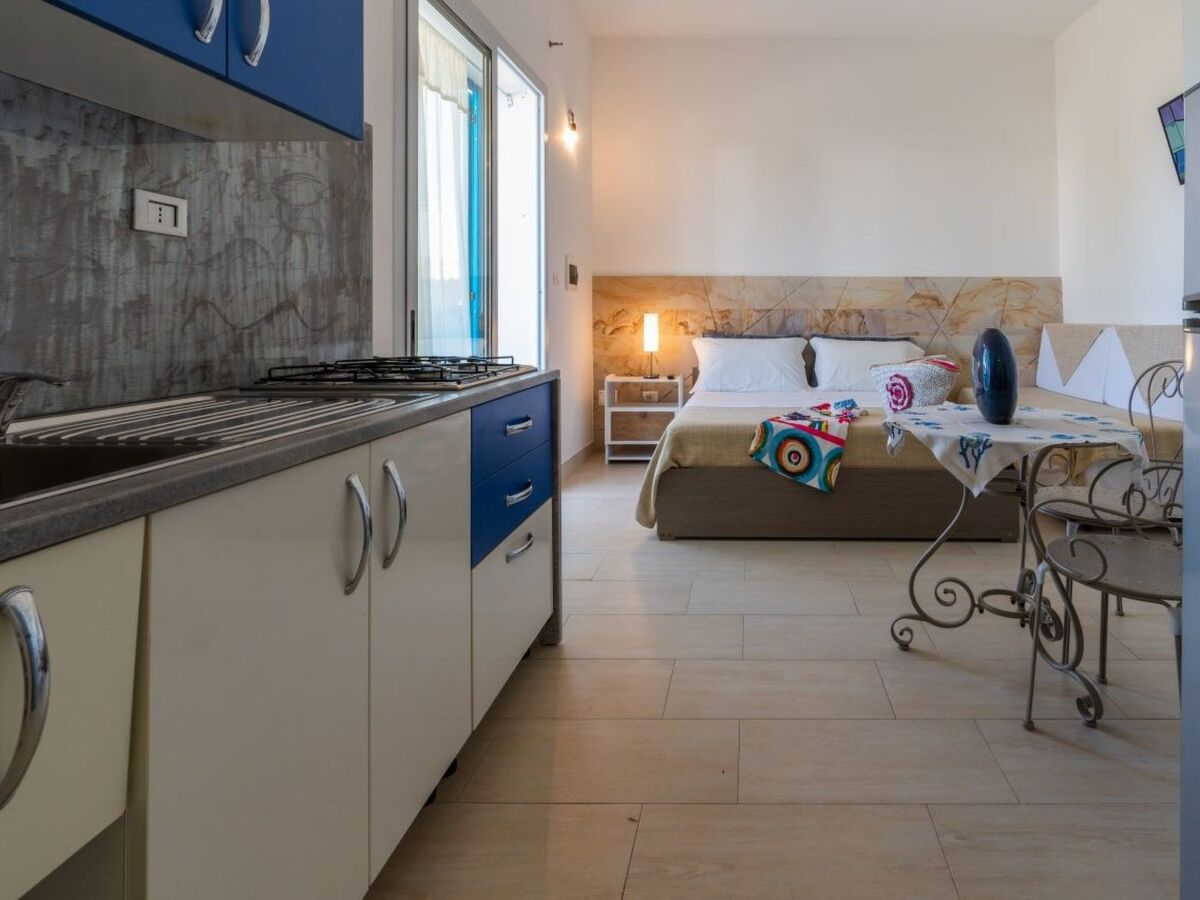 Studio vue mer à 70m de la plage, Lido Marini - Photo 9