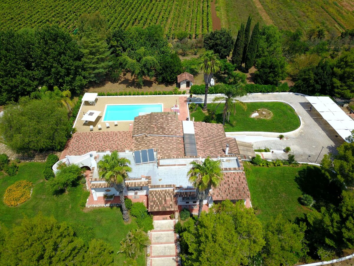 Villa Vetti – Maison 18 pers., piscine et terrain 20 000 m² - Photo 8