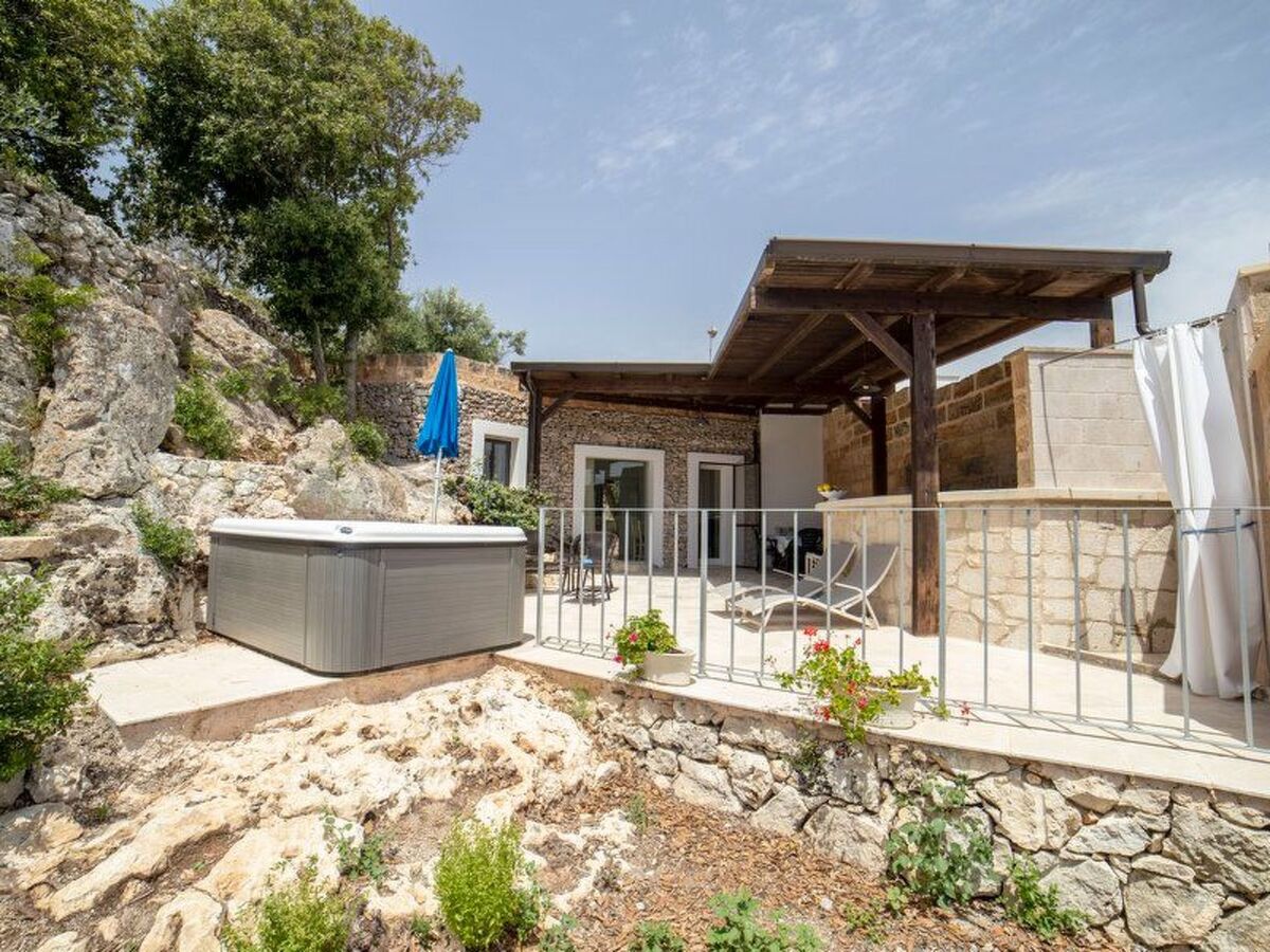 Villa Orchidea – Appartement 4 pers. avec Jacuzzi à Gagliano del Capo - Photo 2