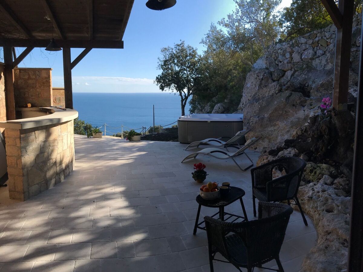 Villa Orchidea – Appartement 4 pers. avec Jacuzzi à Gagliano del Capo - Photo 17
