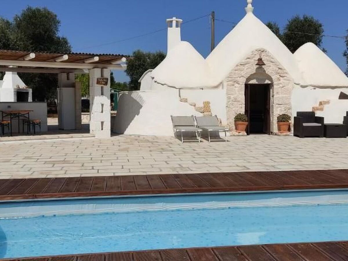 Trullo en pierre et villa blanche avec jacuzzi - Photo 1