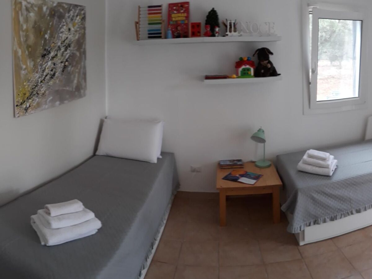 Trullo en pierre et villa blanche avec jacuzzi - Photo 4