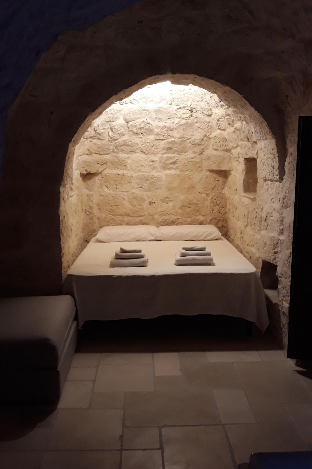 Trullo en pierre et villa blanche avec jacuzzi - Photo 6