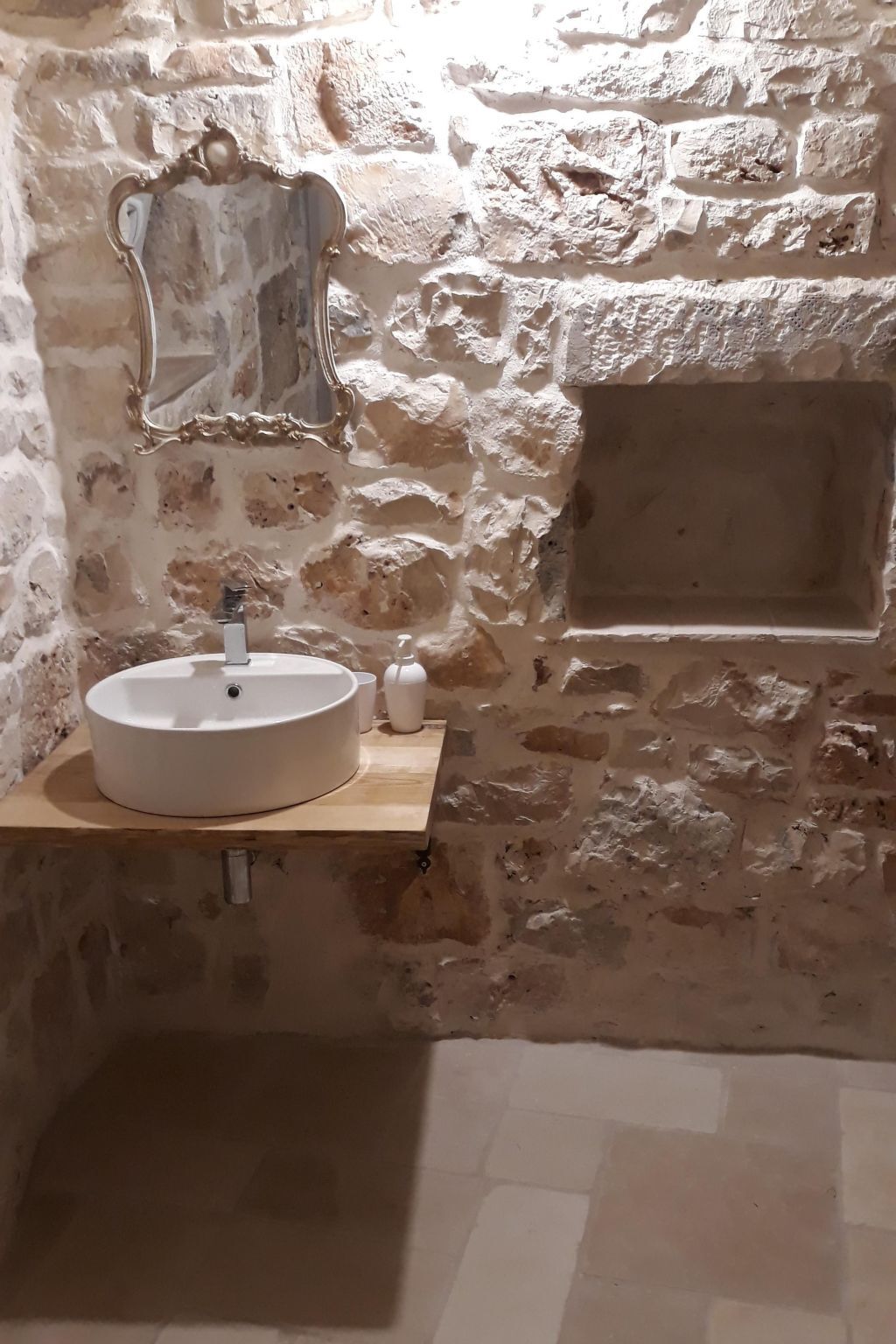 Trullo en pierre et villa blanche avec jacuzzi - Photo 7