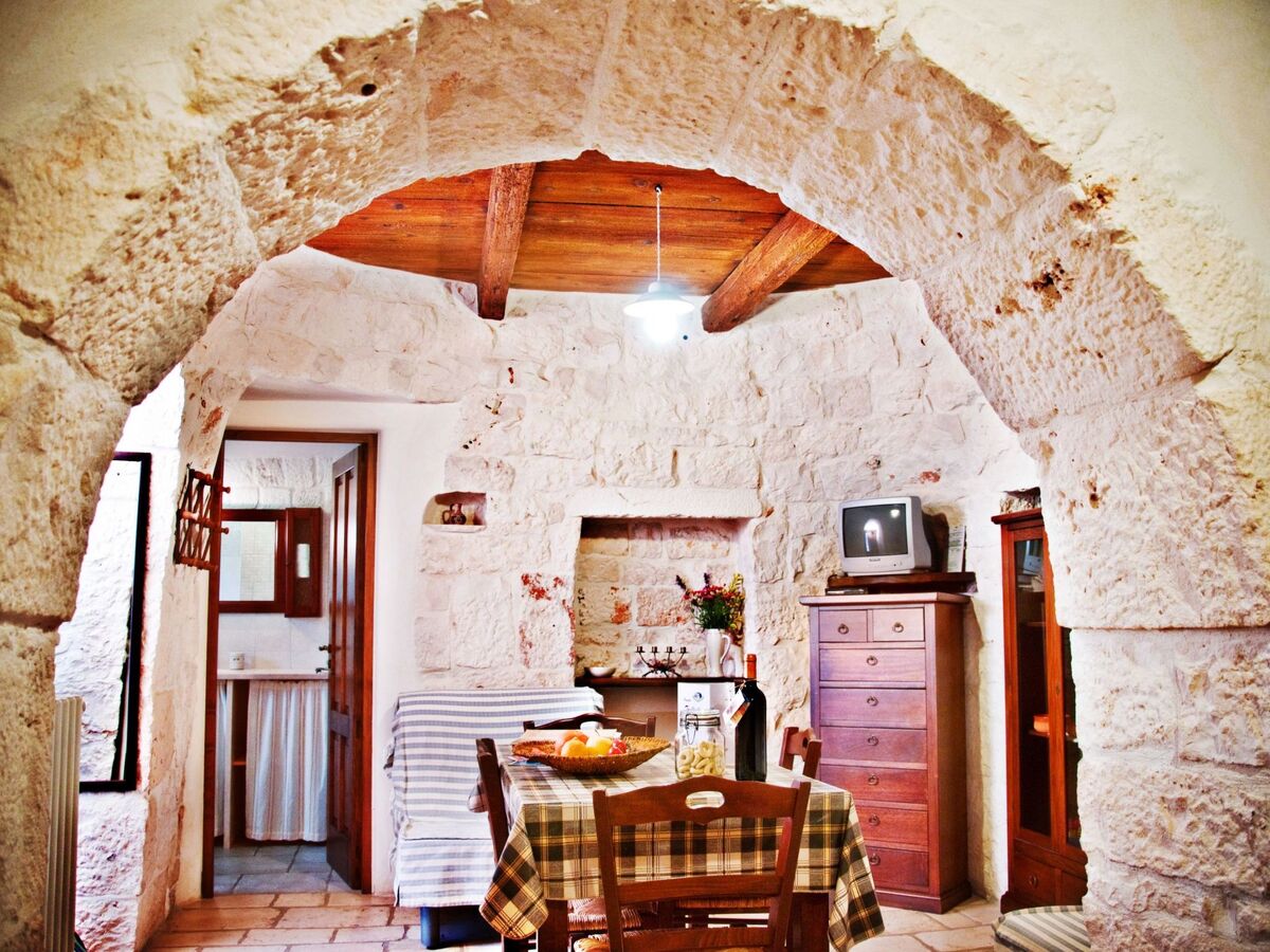 Trullo Kirschbaum à Martina Franca, piscine & jardin - Photo 5