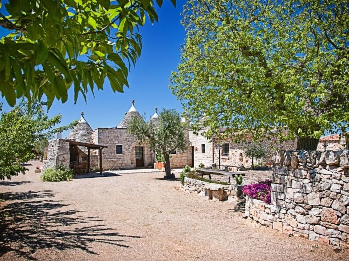Trullo Kirschbaum à Martina Franca, piscine & jardin - Photo 25