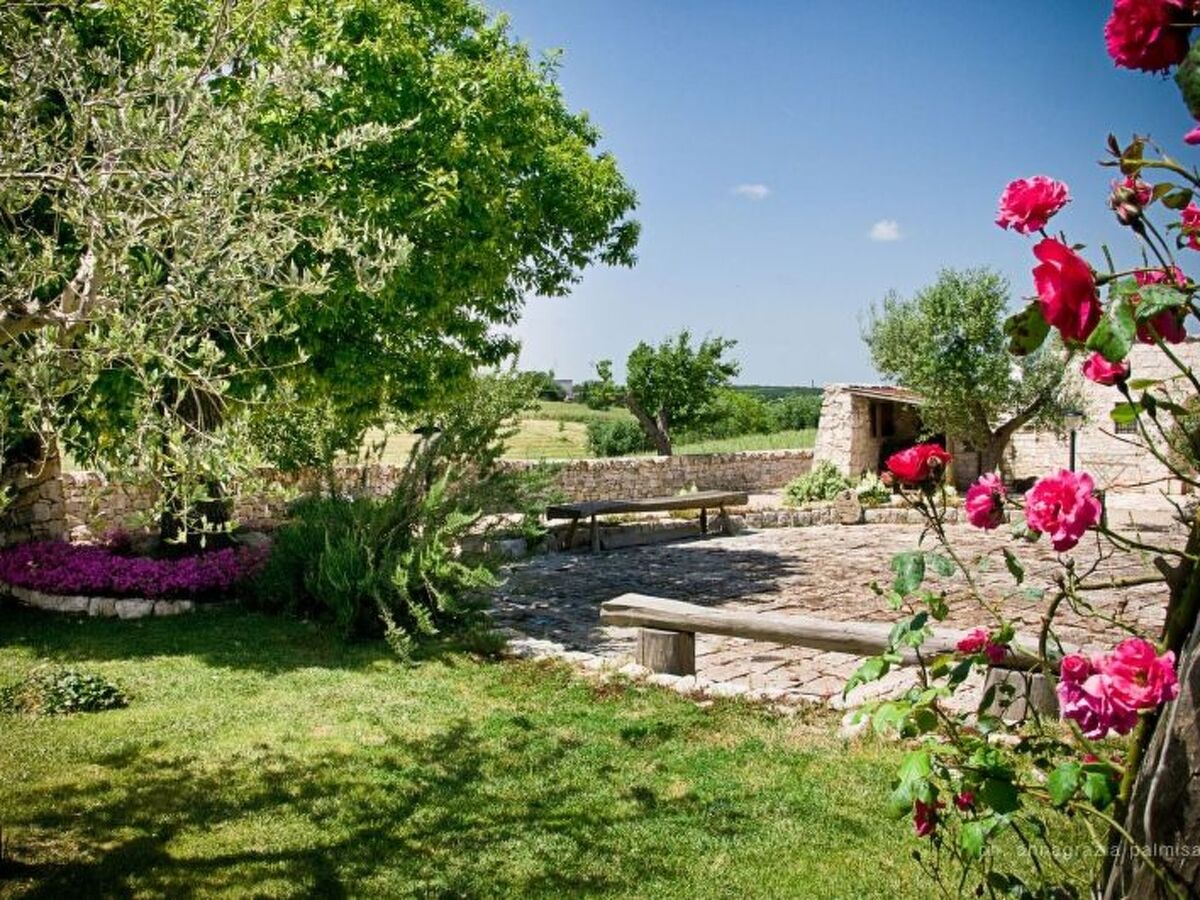 Trullo Kirschbaum à Martina Franca, piscine & jardin - Photo 35