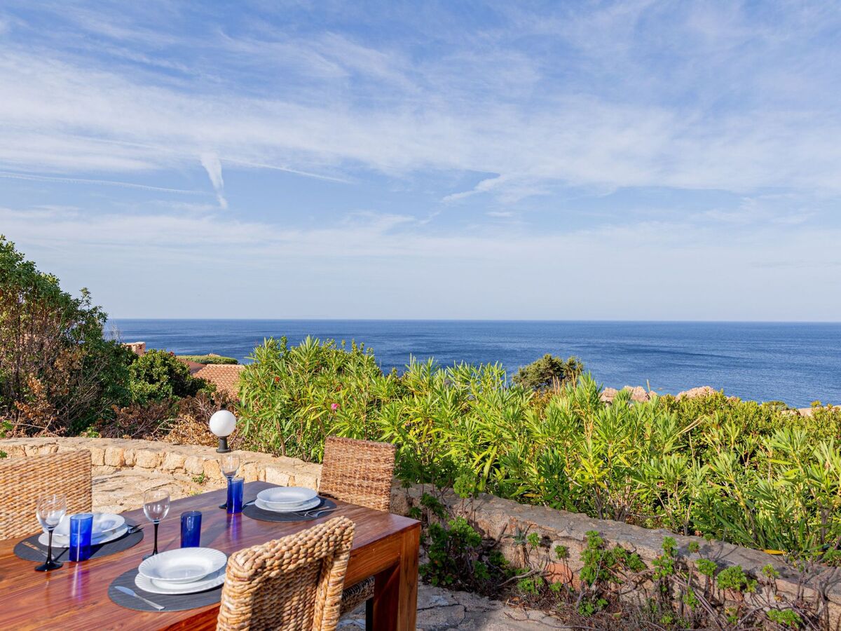 Villa turquoise à Costa Paradiso, 400 m de la mer - Photo 1
