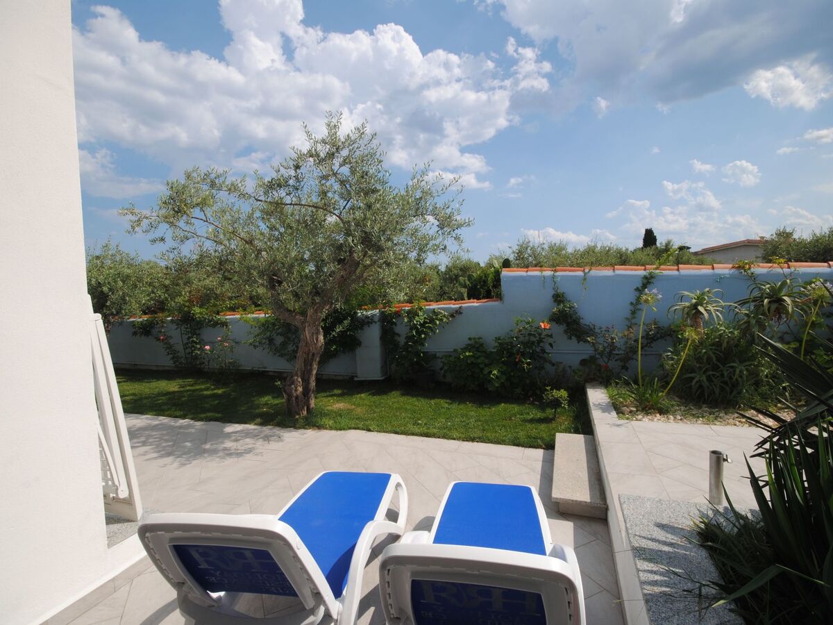 Appartement Uva - Terrasse et piscine face aux montagnes - Photo 12