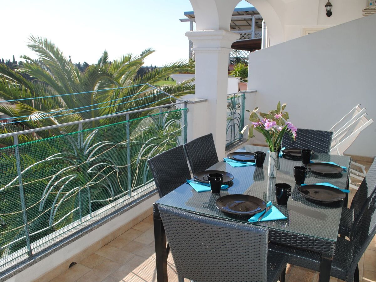 Azzurra – Appartement 2 chambres vue jardin à Cala Liberotto - Photo 2