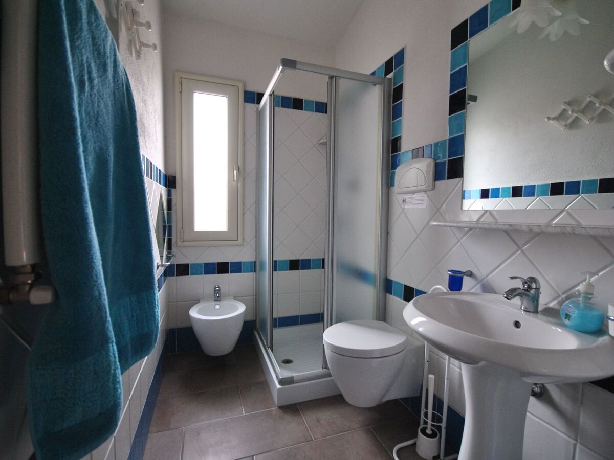 Azzurra – Appartement 2 chambres vue jardin à Cala Liberotto - Photo 10