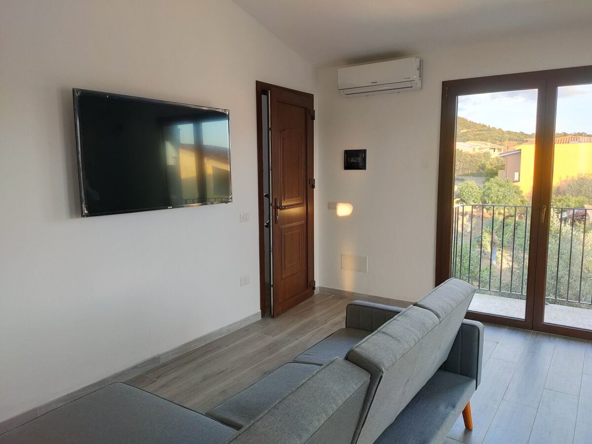 Appartement 4 pers. Porto Pino, balcon privé et jardin - Photo 8