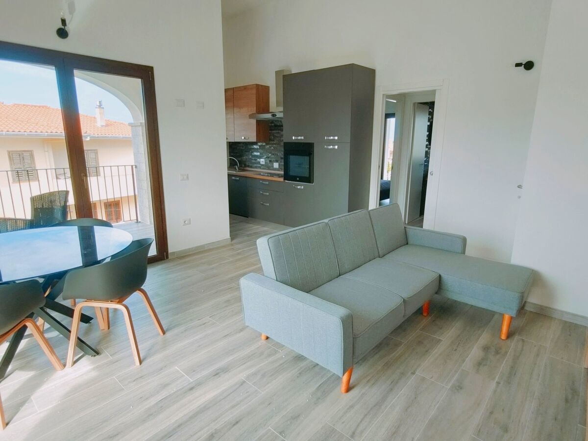 Appartement 4 pers. Porto Pino, balcon privé et jardin - Photo 11