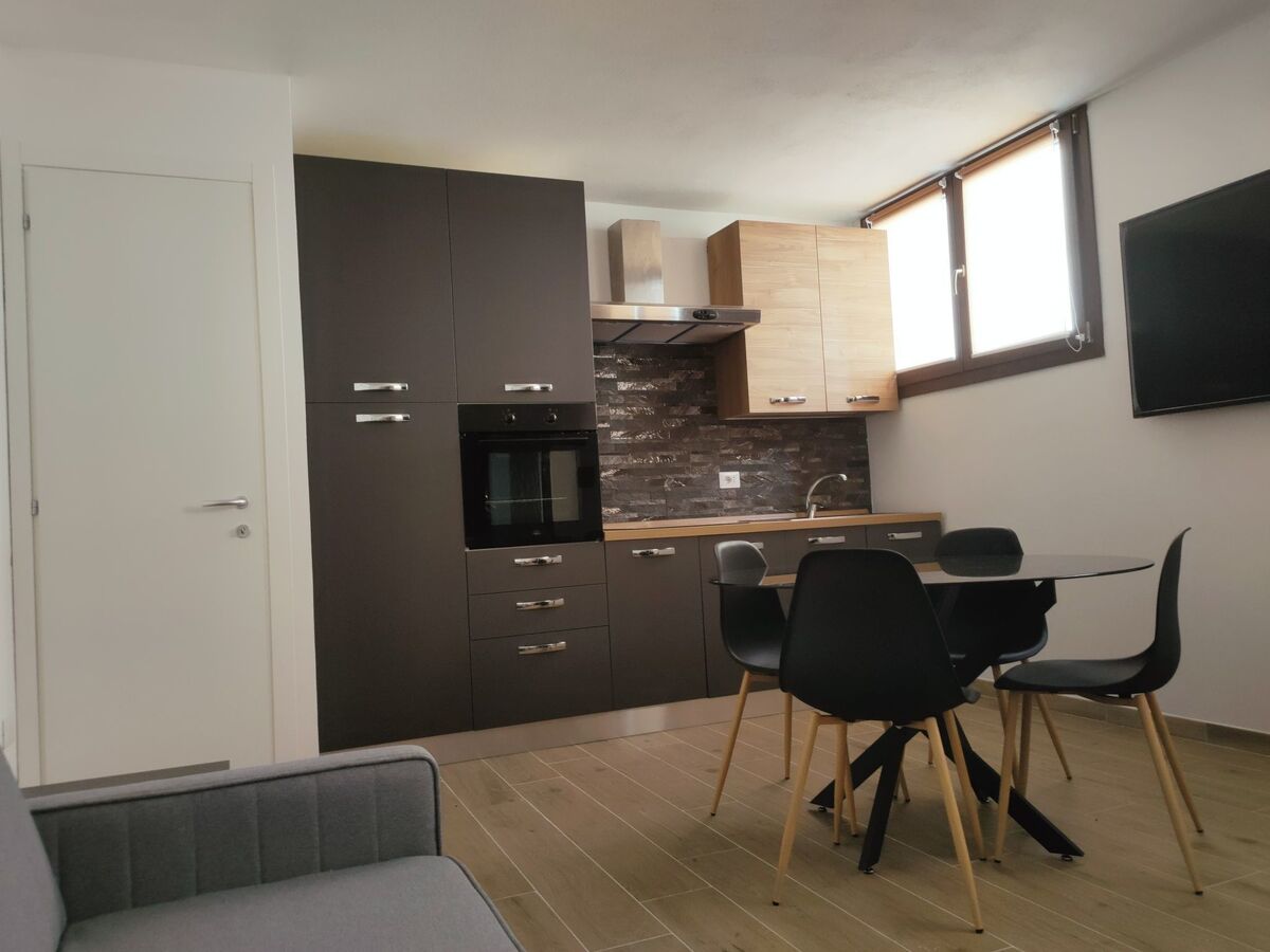 Appartement 2 chambres à 20m du centre, Chia - Photo 9