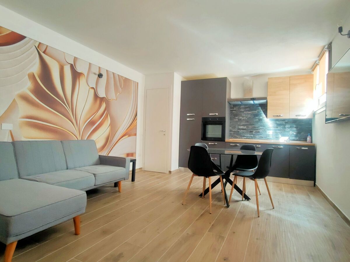 Appartement 2 chambres à 20m du centre, Chia - Photo 14