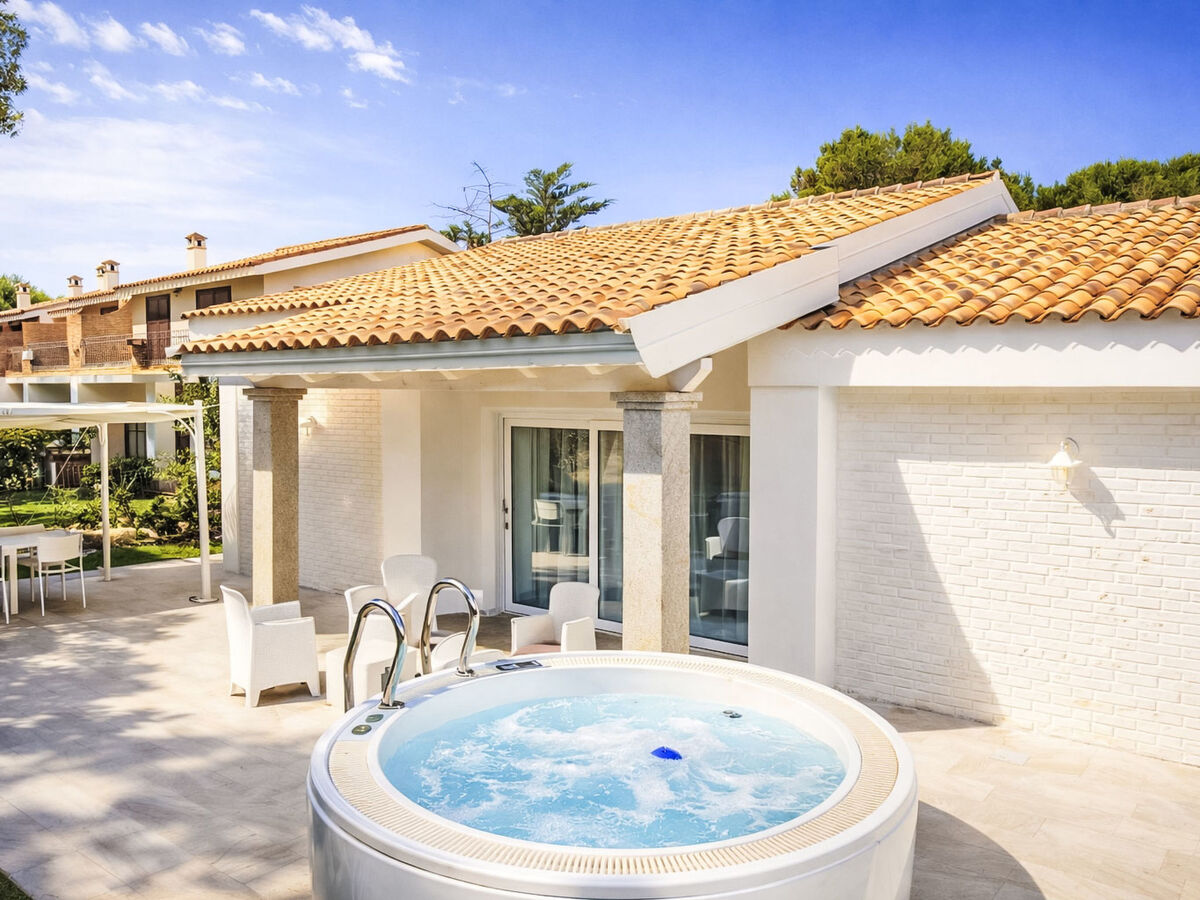 Villa Ikebana – Maison 6 pers. avec piscine à Chia - Photo 1