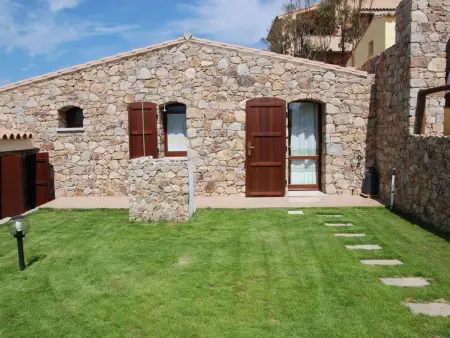 Location maison à Torre dei Corsari, Haus in Torre Dei Corsari mit Privatparkplatz