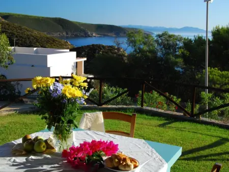 Location maison à Torre dei Corsari, Haus in Torre Dei Corsari mit Privatparkplatz