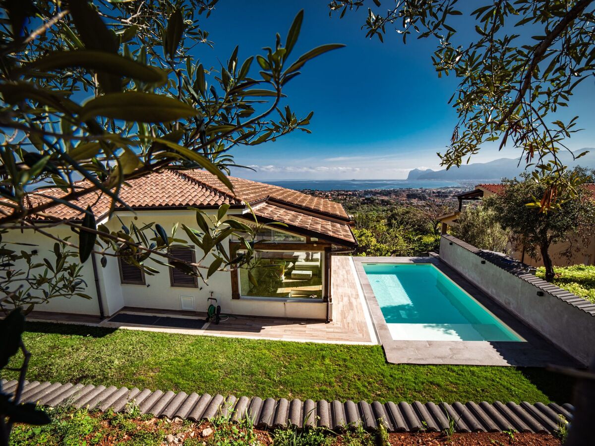 Villa Mamma Paola à Carini, vue mer 180° et piscine privée - Photo 3
