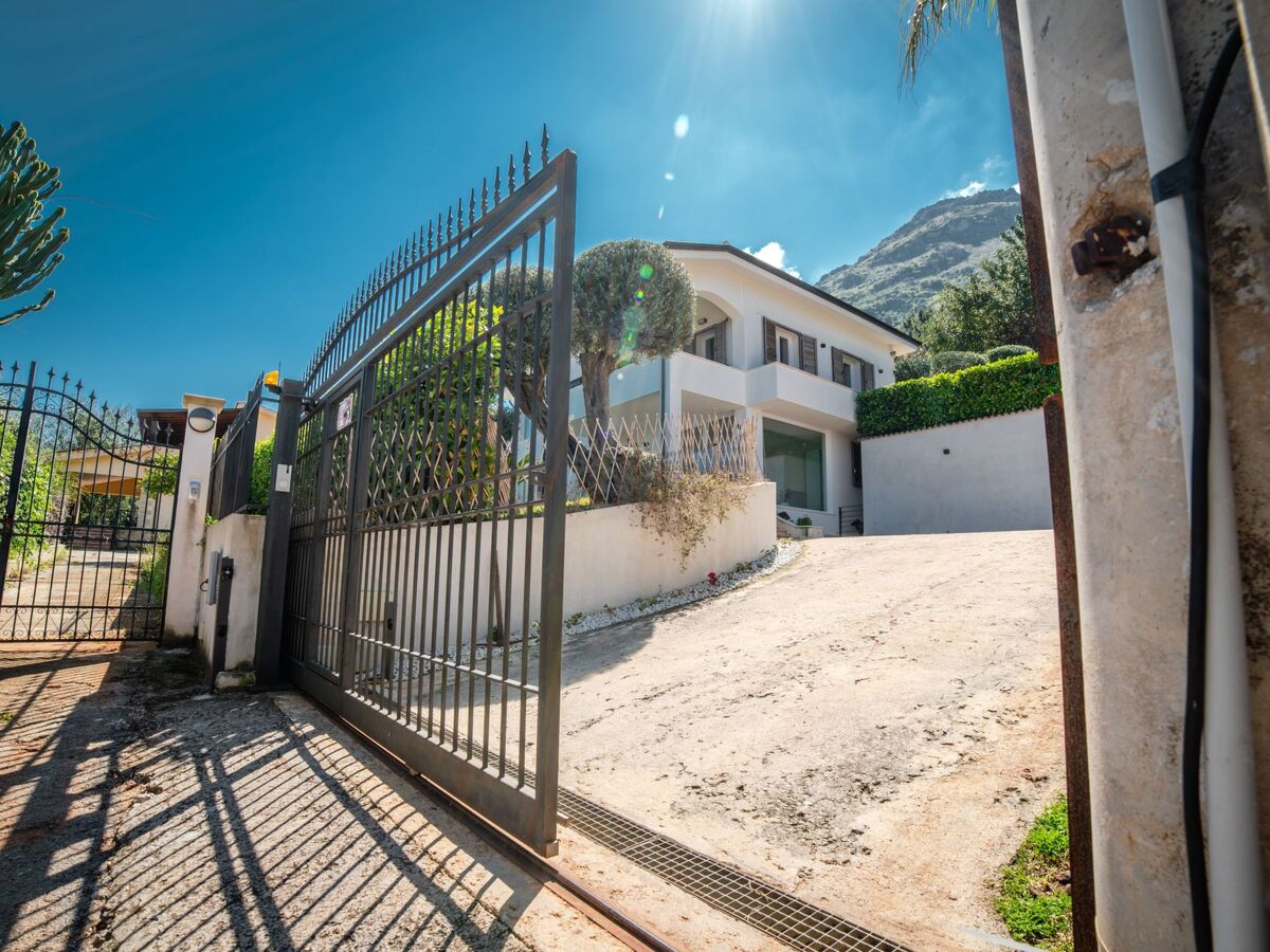 Villa Mamma Paola à Carini, vue mer 180° et piscine privée - Photo 8