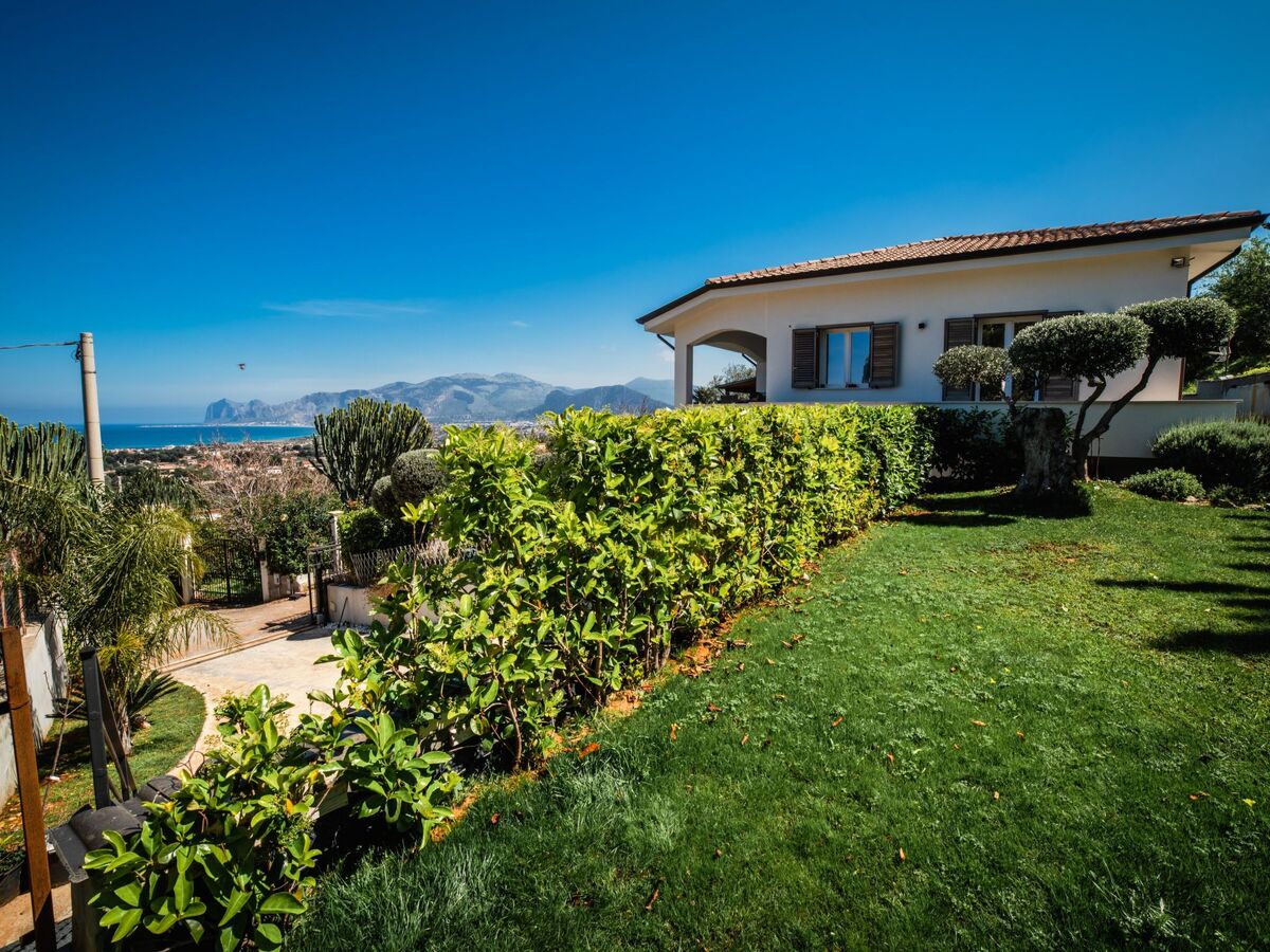 Villa Mamma Paola à Carini, vue mer 180° et piscine privée - Photo 9