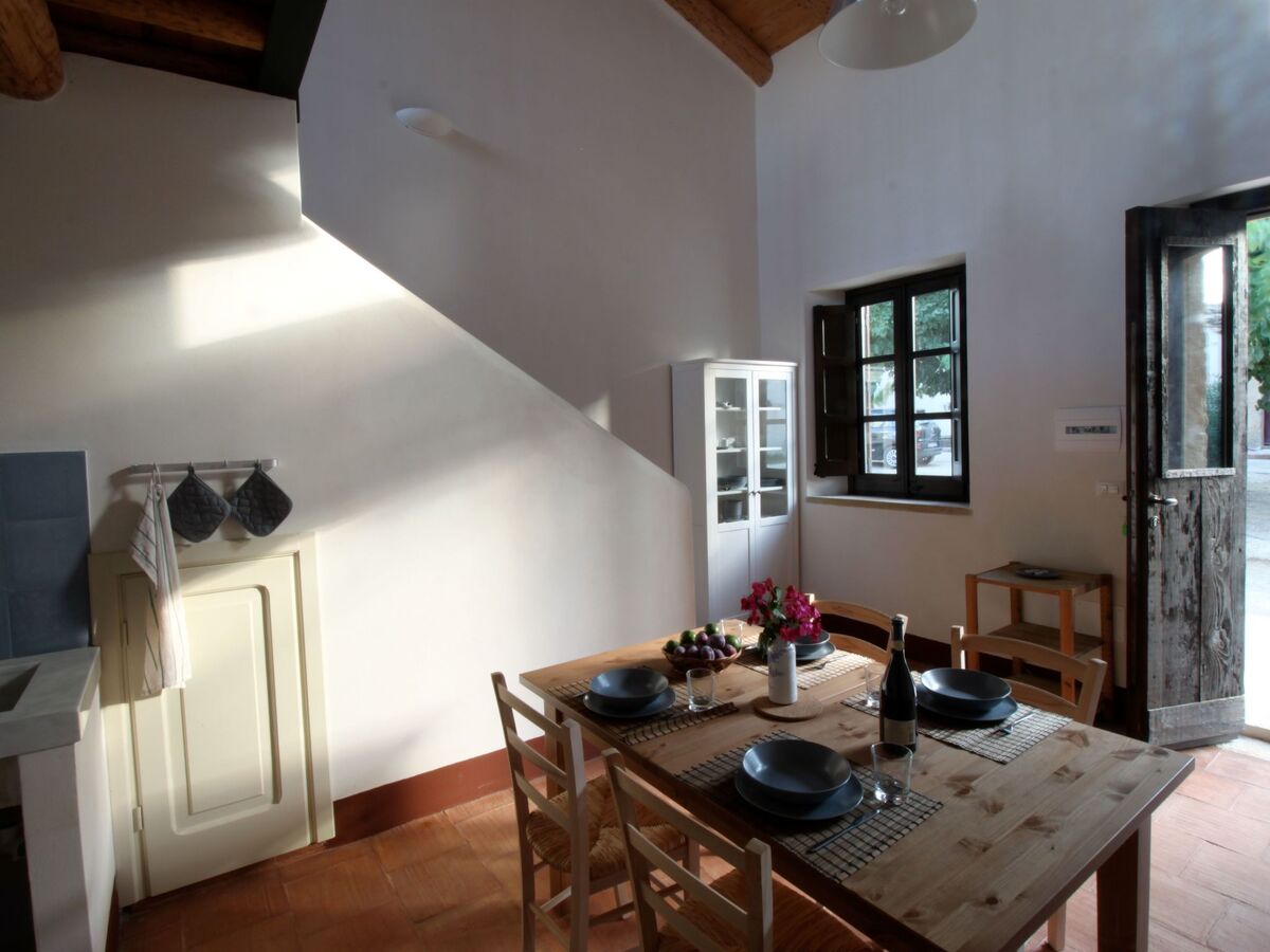 Maison de campagne 2 chambres à Balestrate, 3 km de la plage - Photo 2
