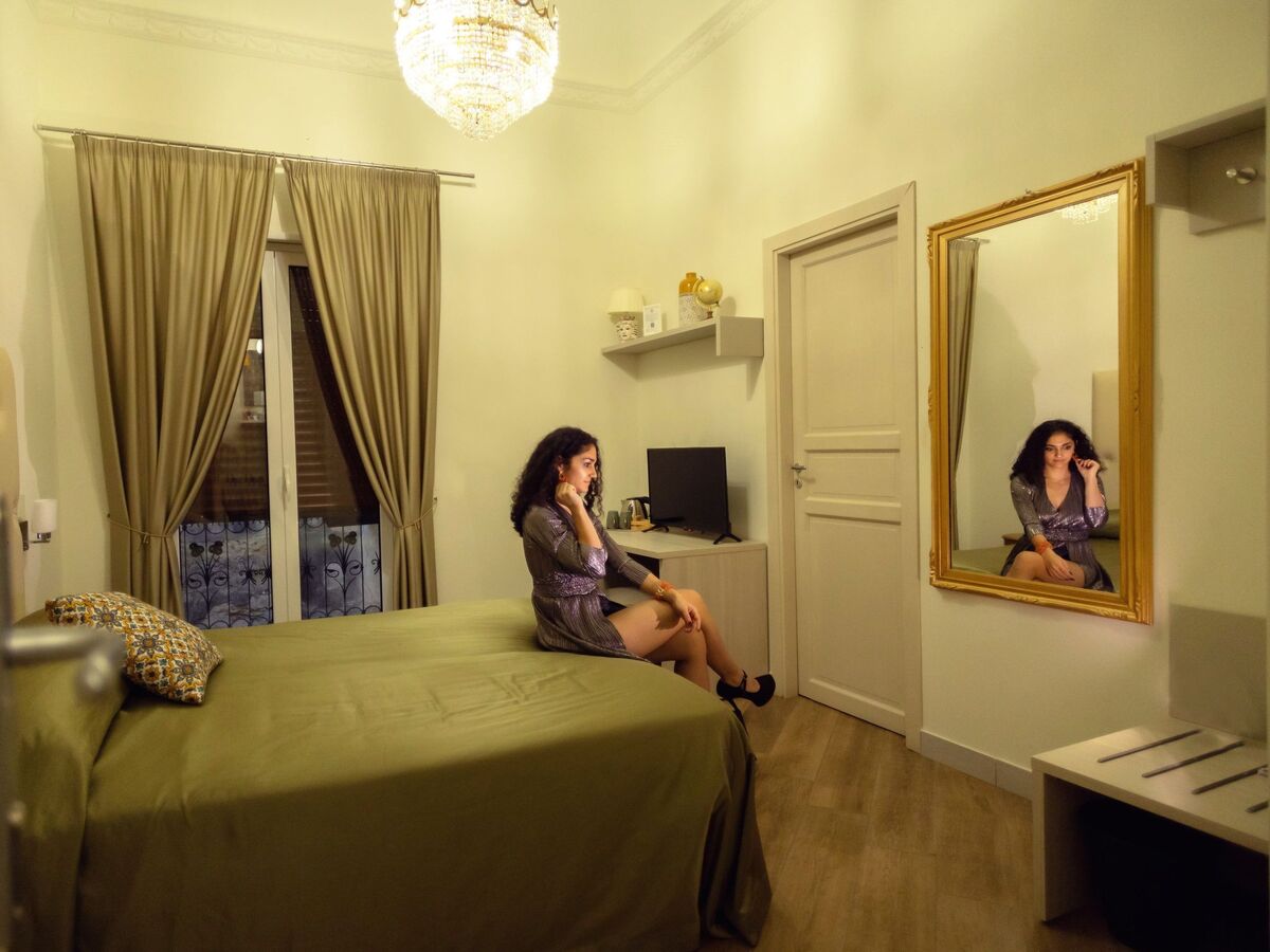Chambre Art Nouveau en palais restauré à Sciacca - Photo 7