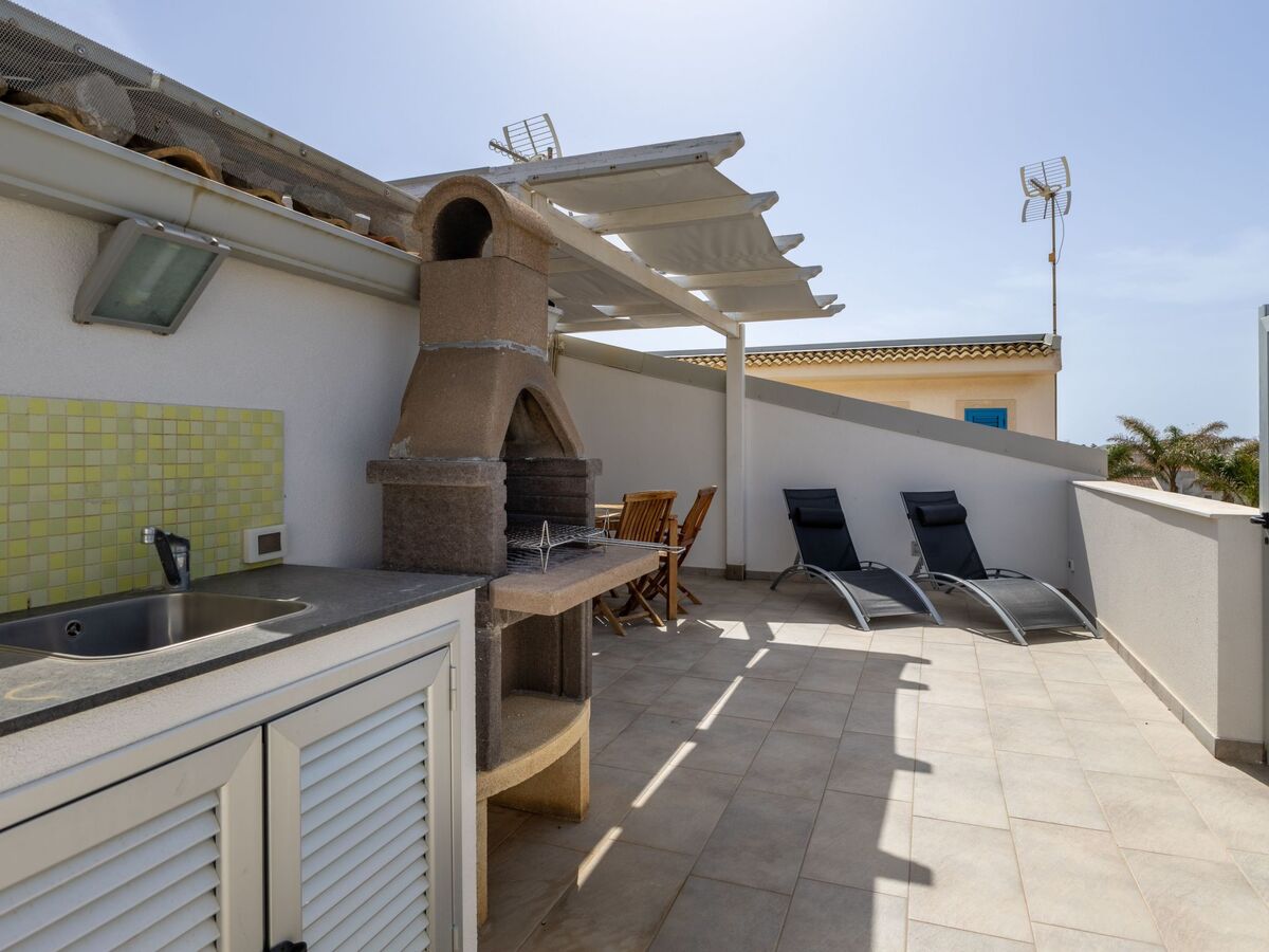 Appartement Sole, 100 m de la plage à Punta Secca - Photo 8