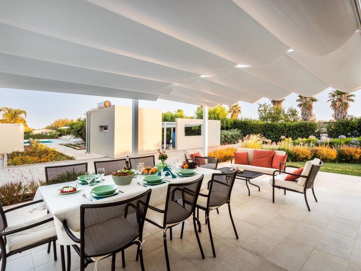 Villa avec piscine chauffée à 200m de la plage - Photo 18